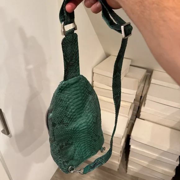Black and Green Python Leather Men's Bag